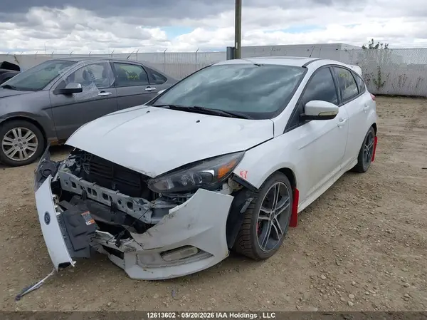 1FADP3L93GL327161 2016 FORD FOCUS ST - Image 2