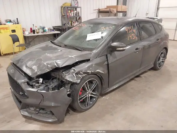 1FADP3L93GL351251 2016 FORD FOCUS ST - Image 2