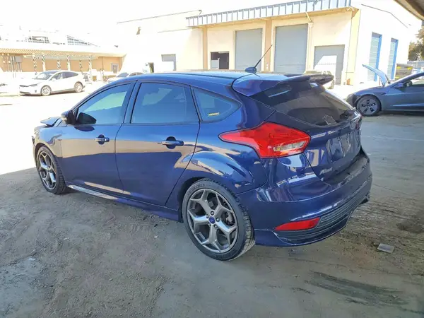 1FADP3L93GL362976 2016 FORD FOCUS - Image 2