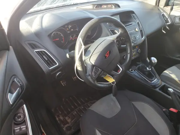 1FADP3L93GL377395 2016 FORD FOCUS - Image 8