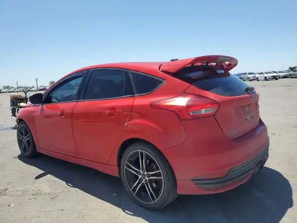 1FADP3L93HL215011 2017 FORD FOCUS - Image 2