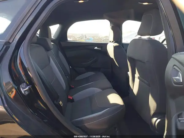 1FADP3L93HL257209 2017 FORD FOCUS ST - Image 8