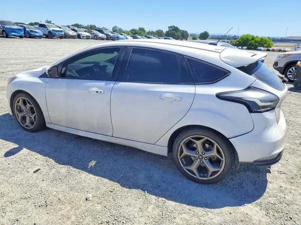 1FADP3L93HL292946 2017 FORD FOCUS - Image 2