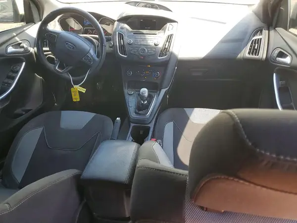 1FADP3L93HL292946 2017 FORD FOCUS - Image 8