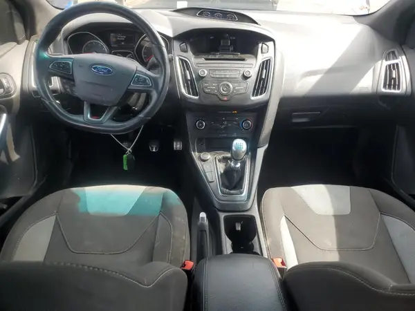 1FADP3L93HL303038 2017 FORD FOCUS - Image 8