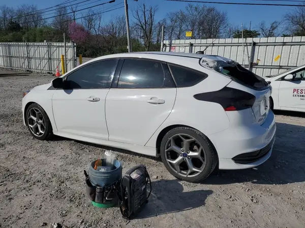1FADP3L93HL349064 2017 FORD FOCUS - Image 2