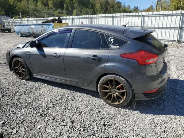 1FADP3L93JL221574 2018 FORD FOCUS - Image 2