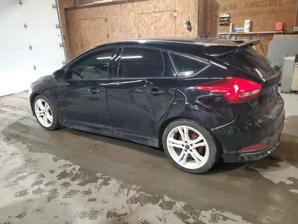 1FADP3L93JL238830 2018 FORD FOCUS - Image 2
