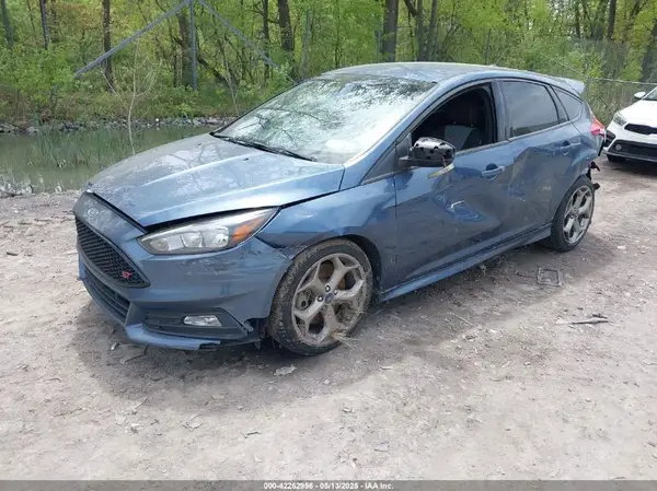 1FADP3L93JL306883 2018 FORD FOCUS ST - Image 2