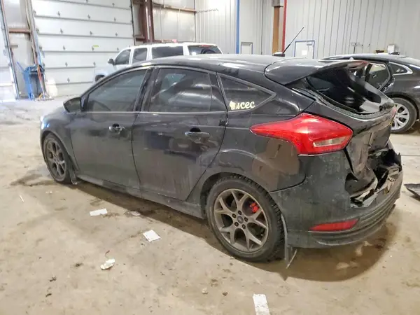 1FADP3L93JL330522 2018 FORD FOCUS - Image 2