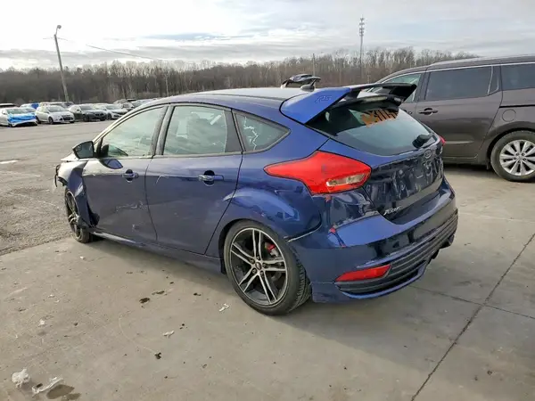 1FADP3L94GL207997 2016 FORD FOCUS - Image 2