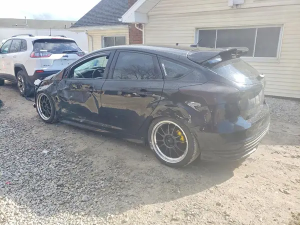 1FADP3L94GL287446 2016 FORD FOCUS - Image 2