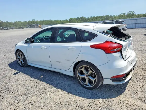1FADP3L94GL304813 2016 FORD FOCUS - Image 2