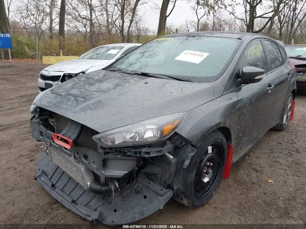 1FADP3L94GL374487 2016 FORD FOCUS ST - Image 2