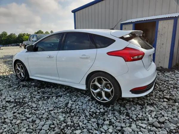 1FADP3L94HL208147 2017 FORD FOCUS - Image 2