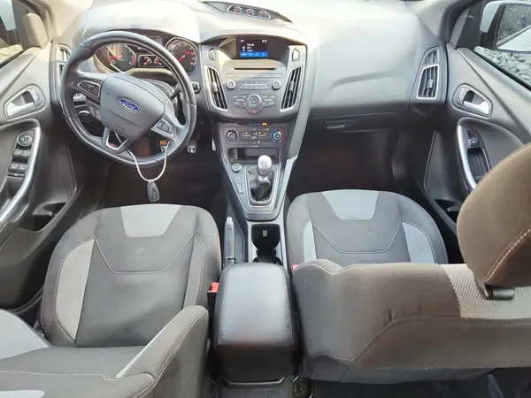 1FADP3L94HL208147 2017 FORD FOCUS - Image 8