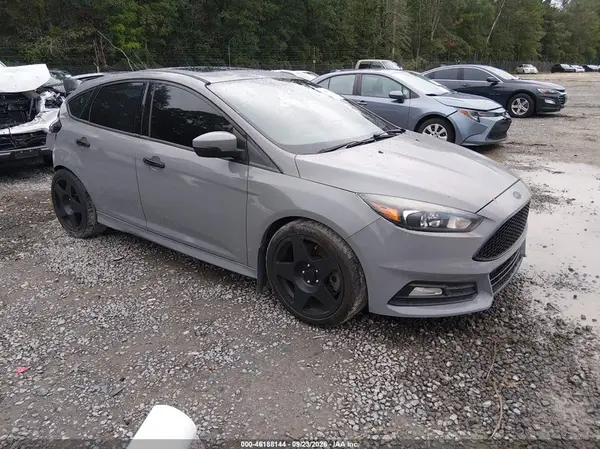 1FADP3L94HL221173 2017 FORD FOCUS ST - Image 1