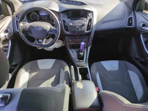 1FADP3L94HL223165 2017 FORD FOCUS - Image 8