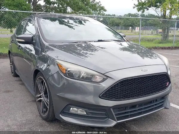 1FADP3L94HL227247 2017 FORD FOCUS ST - Image 1