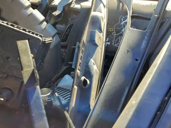 1FADP3L94HL339028 2017 FORD FOCUS - Image 8