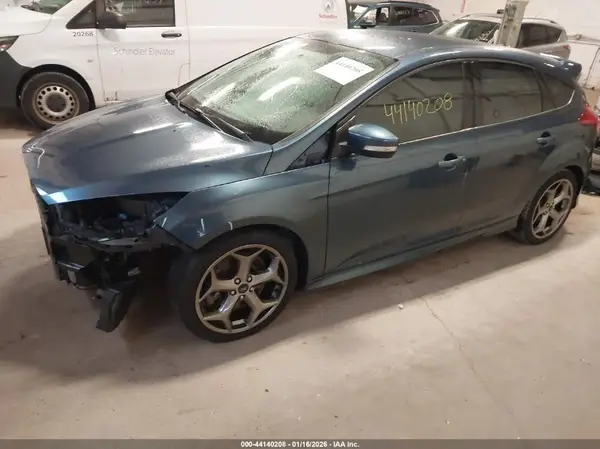 1FADP3L94JL213757 2018 FORD FOCUS - Image 2