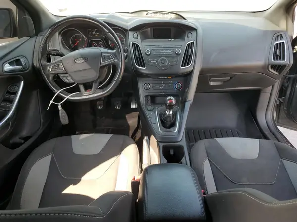 1FADP3L94JL282335 2018 FORD FOCUS - Image 8