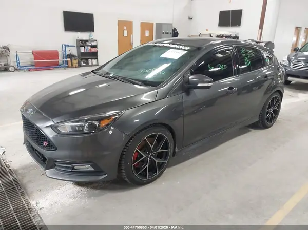 1FADP3L94JL282397 2018 FORD FOCUS ST - Image 2