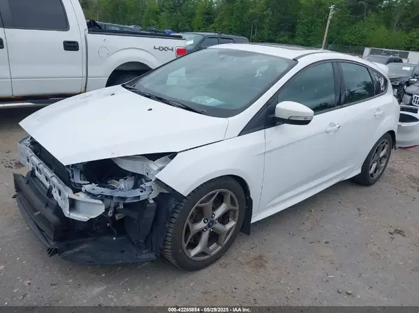 1FADP3L94JL298177 2018 FORD FOCUS ST - Image 2