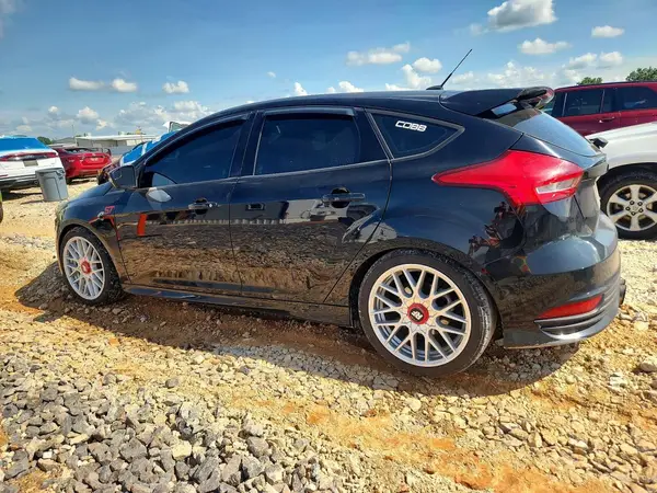 1FADP3L94JL300655 2018 FORD FOCUS - Image 2
