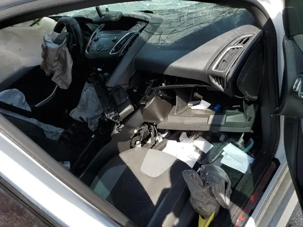 1FADP3L95GL202758 2016 FORD FOCUS - Image 8