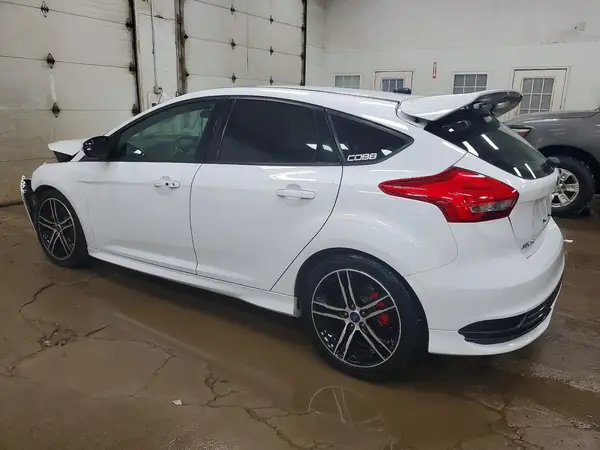1FADP3L95GL305291 2016 FORD FOCUS - Image 2