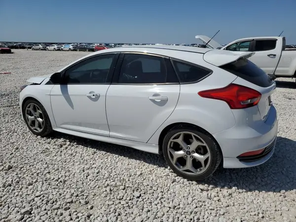 1FADP3L95GL318994 2016 FORD FOCUS - Image 2