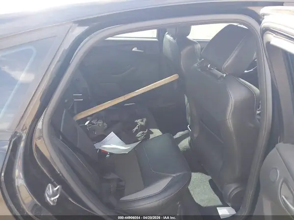 1FADP3L95HL235700 2017 FORD FOCUS ST - Image 8