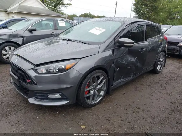1FADP3L95HL236877 2017 FORD FOCUS ST - Image 2