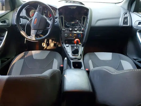 1FADP3L95HL256160 2017 FORD FOCUS - Image 8