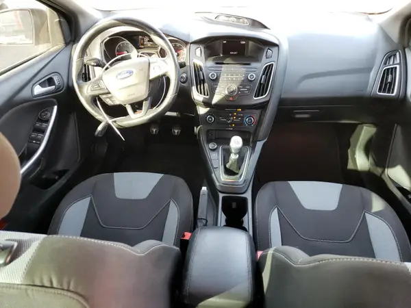 1FADP3L95HL257907 2017 FORD FOCUS - Image 8