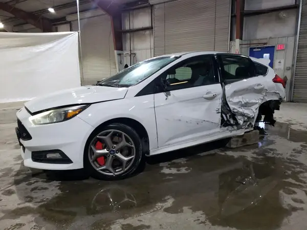 1FADP3L95HL274030 2017 FORD FOCUS - Image 1
