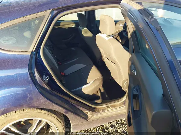 1FADP3L95HL283598 2017 FORD FOCUS - Image 8