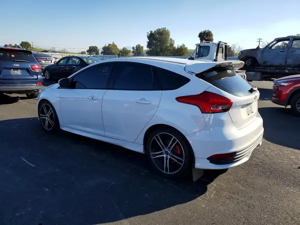1FADP3L95HL314493 2017 FORD FOCUS - Image 2