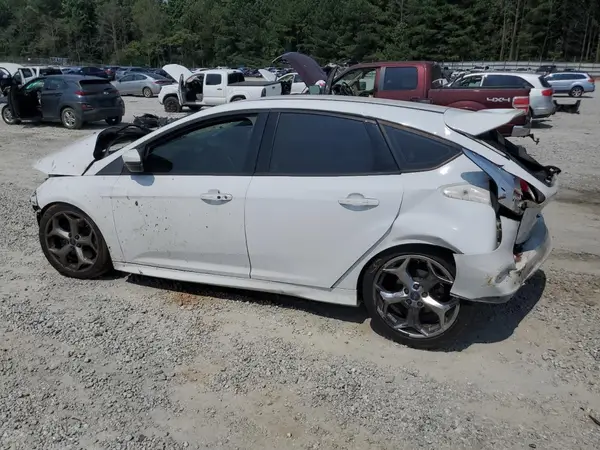 1FADP3L95HL320441 2017 FORD FOCUS - Image 2