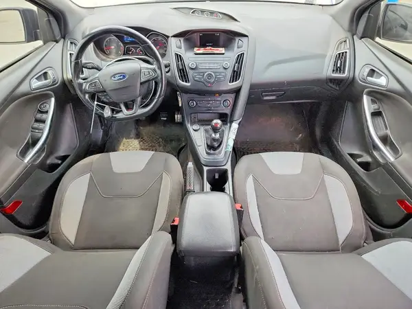 1FADP3L95HL331813 2017 FORD FOCUS - Image 8