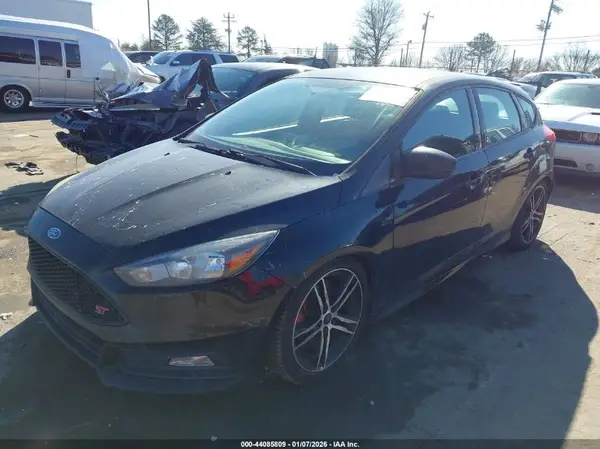1FADP3L95HL333271 2017 FORD FOCUS - Image 2