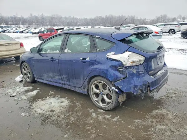 1FADP3L95HL335604 2017 FORD FOCUS - Image 2