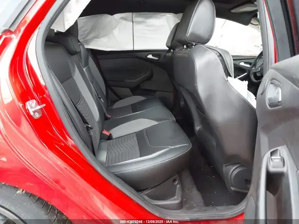 1FADP3L95HL338700 2017 FORD FOCUS - Image 8