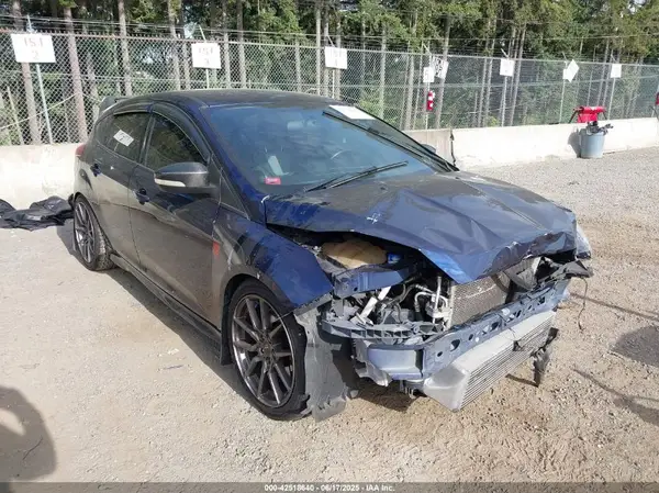1FADP3L95HL344108 2017 FORD FOCUS - Image 1