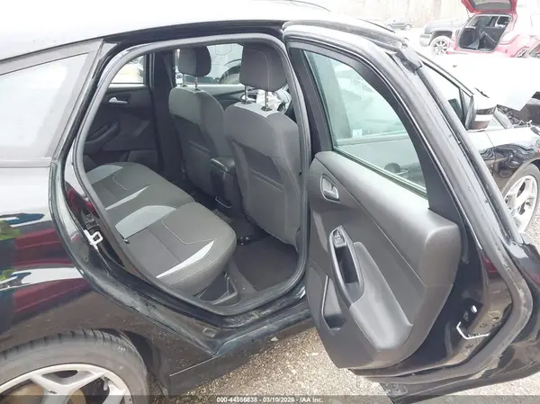 1FADP3L95JL213427 2018 FORD FOCUS ST - Image 8