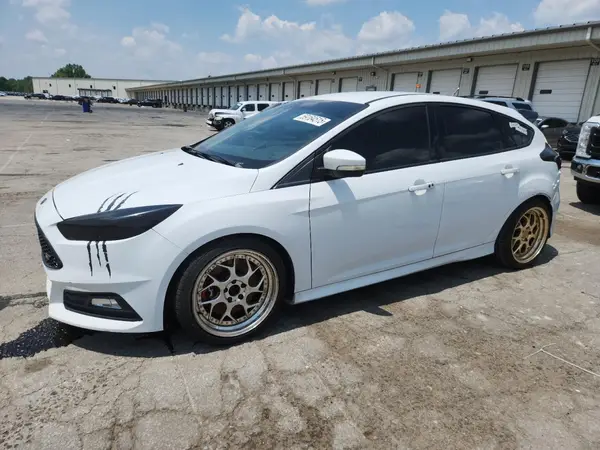 1FADP3L95JL221883 2018 FORD FOCUS - Image 1