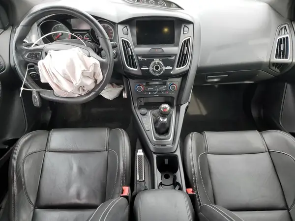1FADP3L95JL246556 2018 FORD FOCUS - Image 8