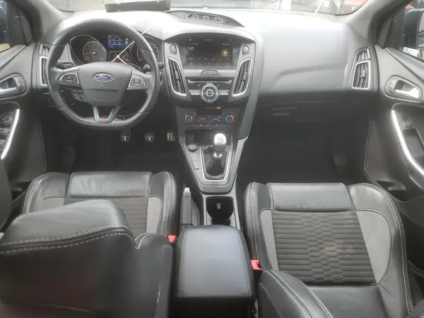 1FADP3L95JL265916 2018 FORD FOCUS - Image 8