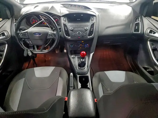 1FADP3L95JL266354 2018 FORD FOCUS - Image 8